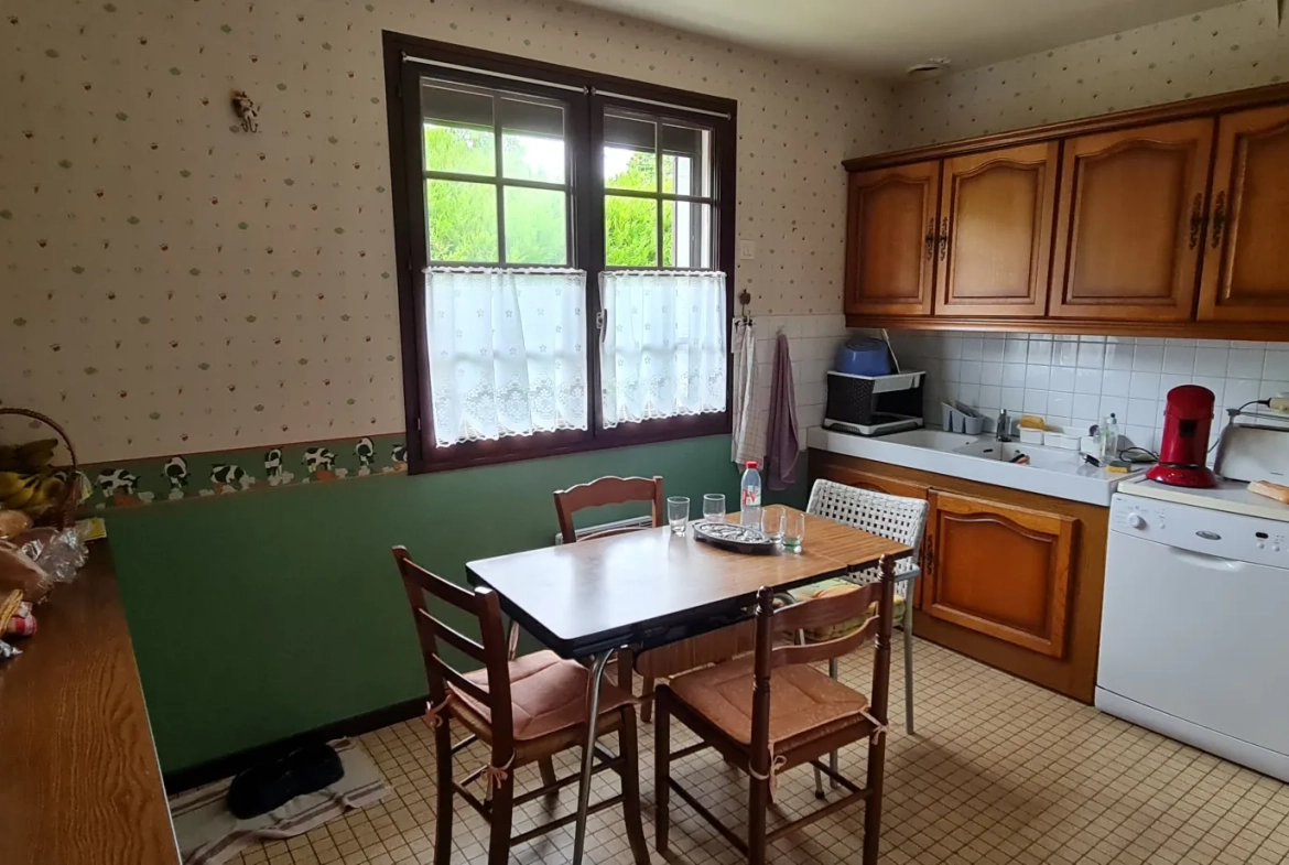 À vendre pavillon indépendant de 100 m² à Clamecy avec garage et terrasse en Bourgogne 