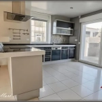 Maison lumineuse avec annexe de 83m² à Etival-Clairefontaine - Opportunité familiale