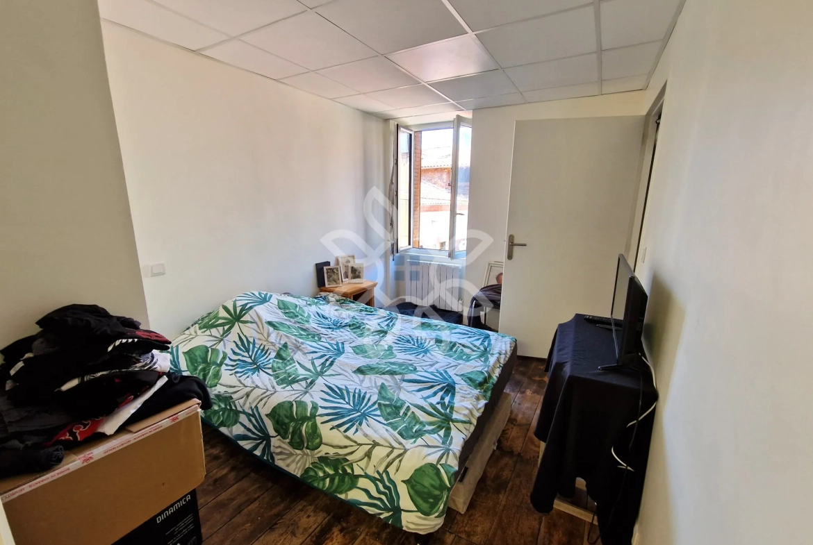 Immeuble de rapport à Brioude avec locataires en place, idéal investisseur 