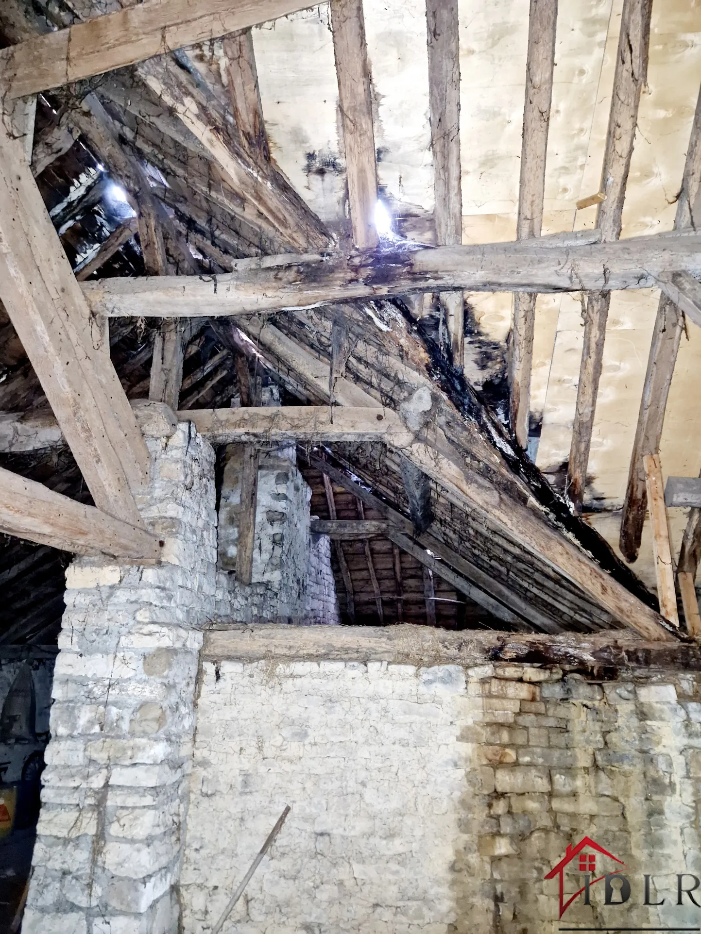 Ancienne ferme à rénover à Montigny les Cherlieu, proche Jussey 