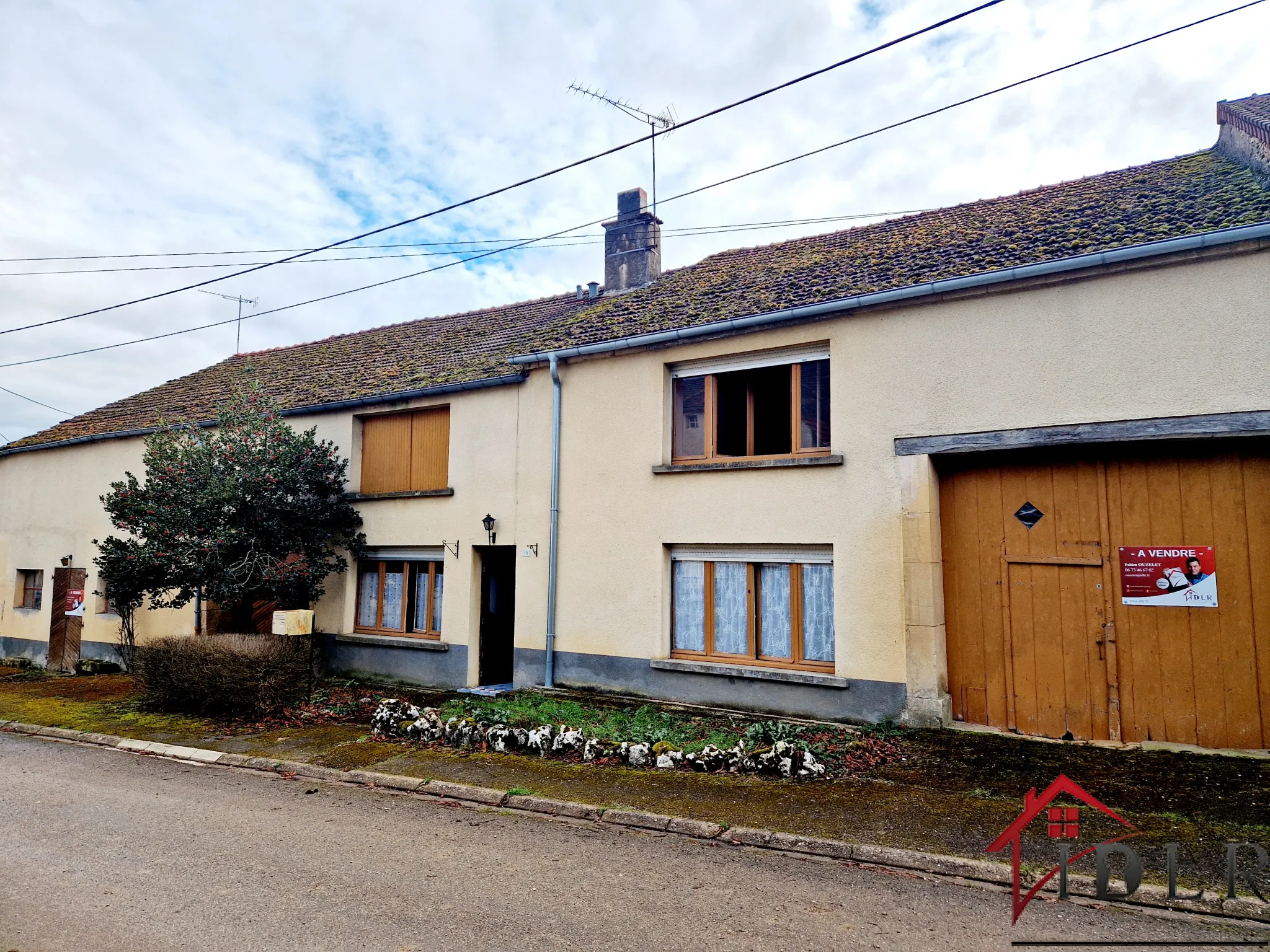 Ancienne ferme à rénover à Montigny les Cherlieu, proche Jussey 