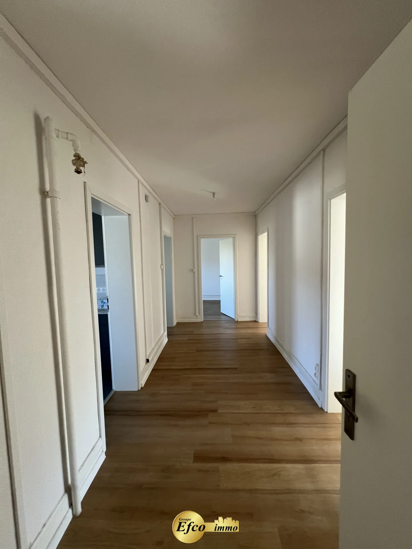Duplex 93m² avec combles isolés à Saint-Louis, idéal pour famille ou investissement 