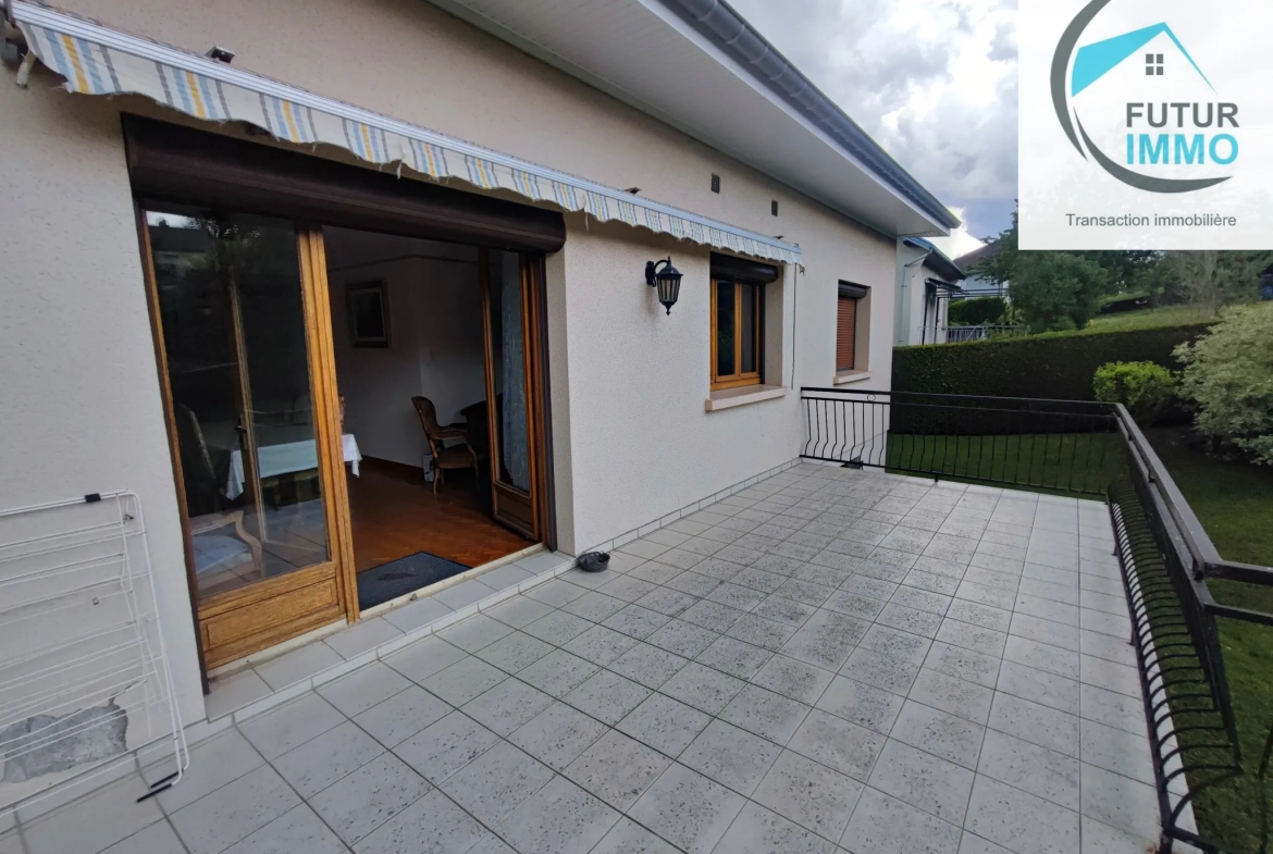 Maison familiale de 75 m² à Berche avec grande terrasse et garage 