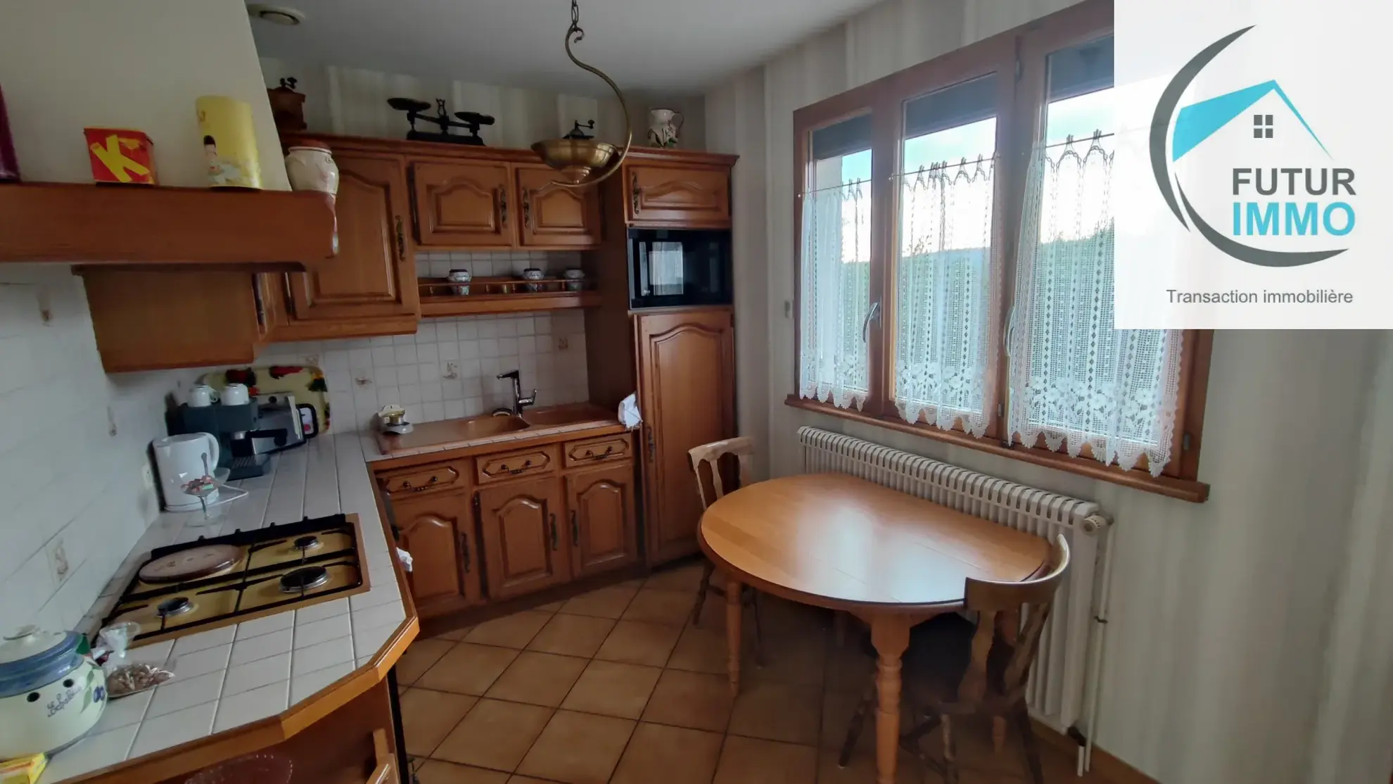 Maison familiale de 75 m² à Berche avec grande terrasse et garage 