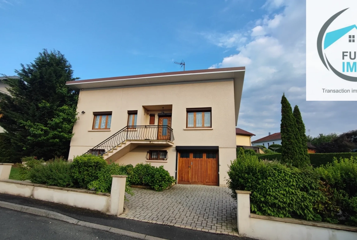 Maison familiale de 75 m² à Berche avec grande terrasse et garage 