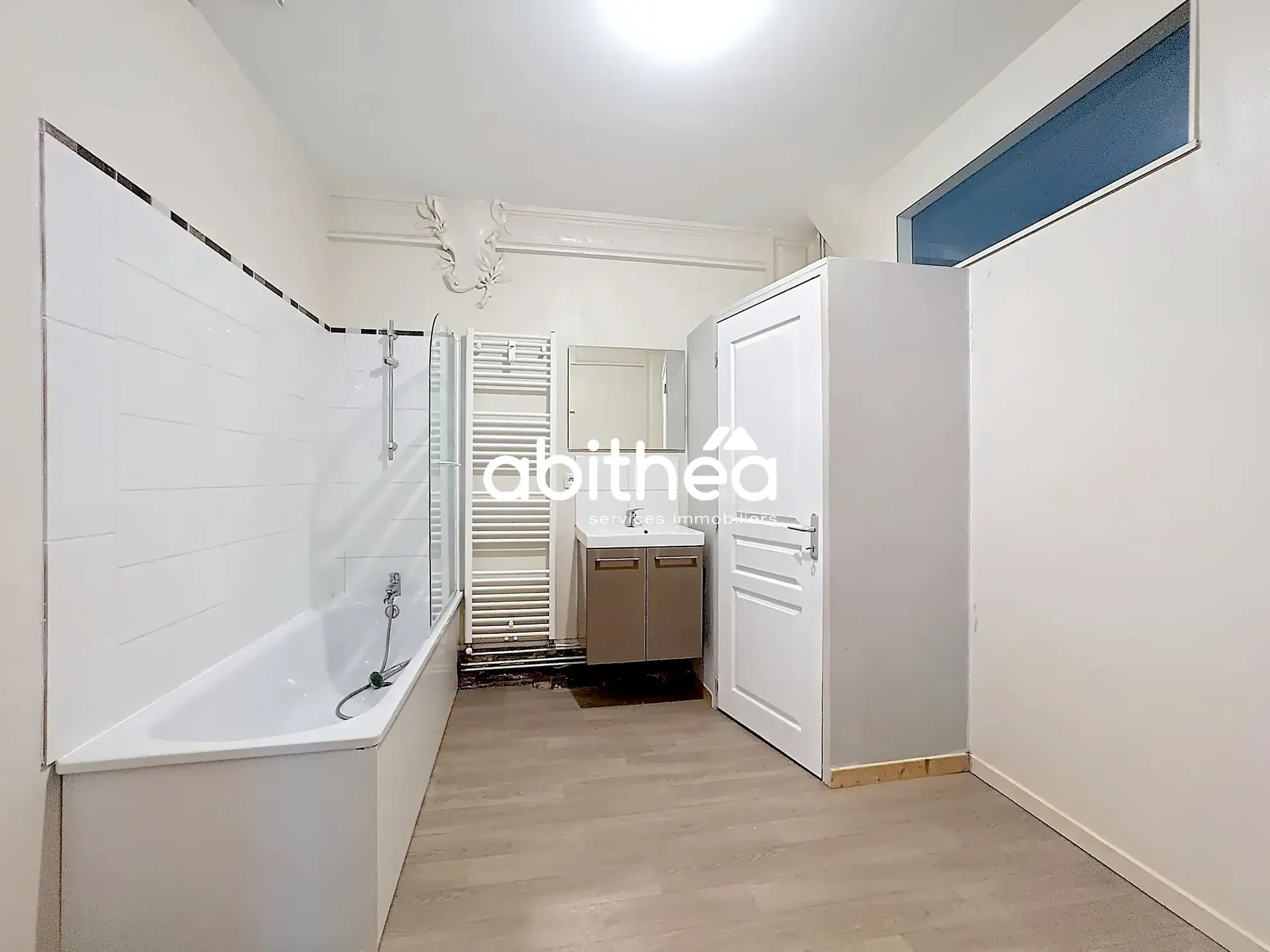 Appartement T4 en rez de jardin à Arras avec terrasse, cave et parking 