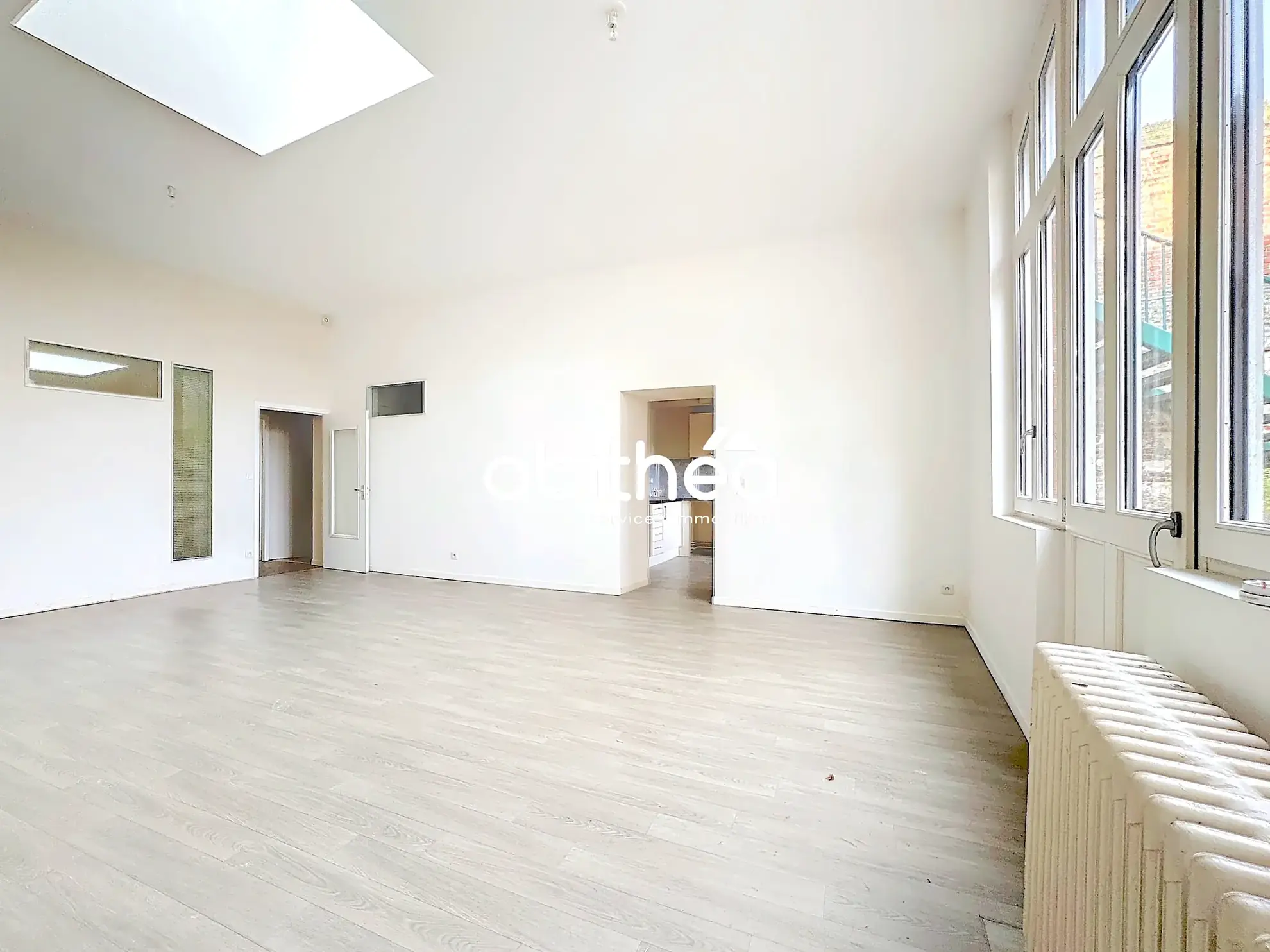 Appartement T4 en rez de jardin à Arras avec terrasse, cave et parking 