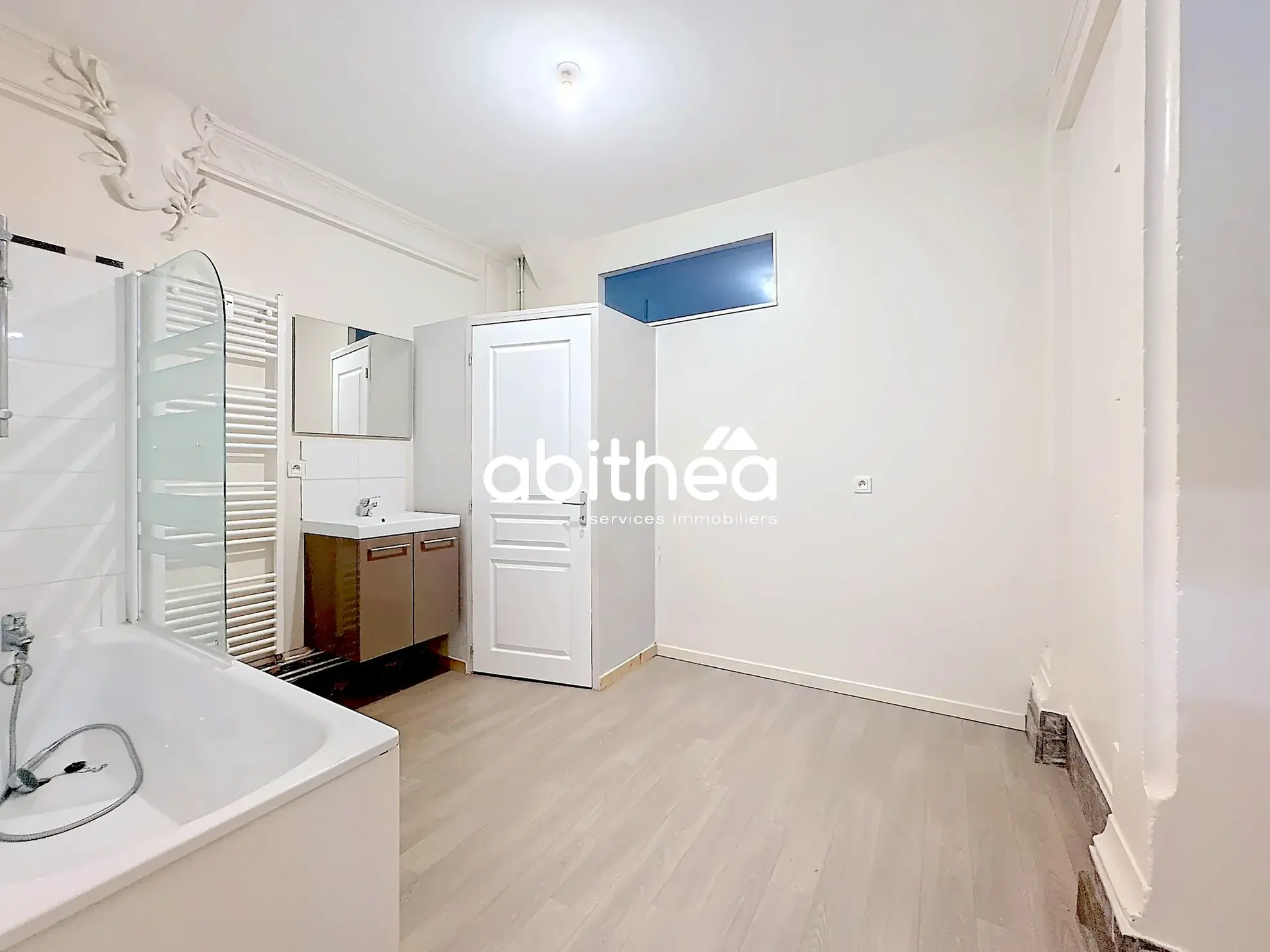 Appartement T4 en rez de jardin à Arras avec terrasse, cave et parking 