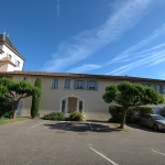 Investissez dans un duplex T2 de 62,72 m² à Jassans Riottier, résidence avec stationnement privé