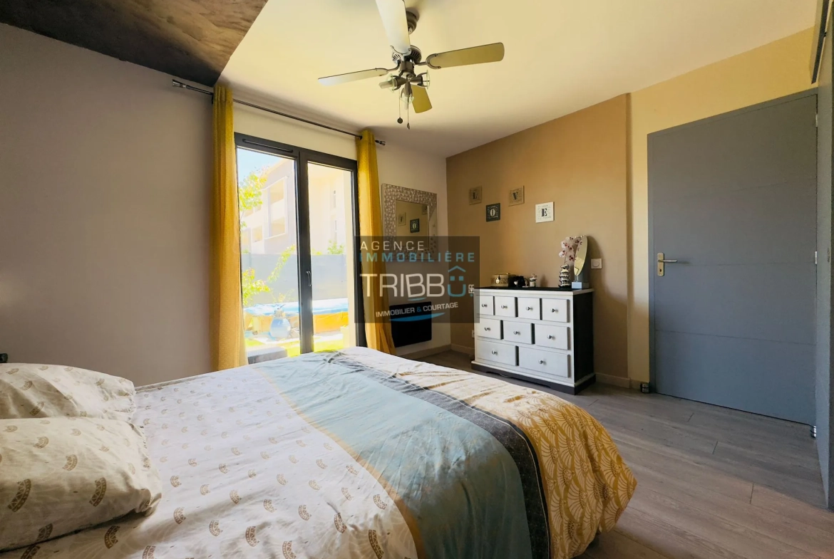 Villa moderne RT2012 avec 4 chambres, piscine et garage à Pollestres 