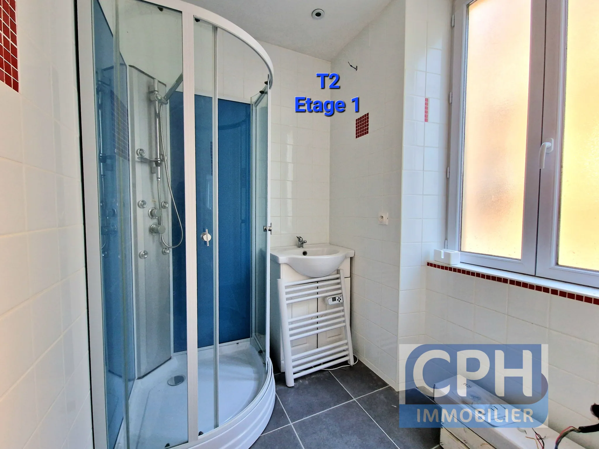 Immeuble à Trun 167 m² avec potentiel locatif et travaux à prévoir 