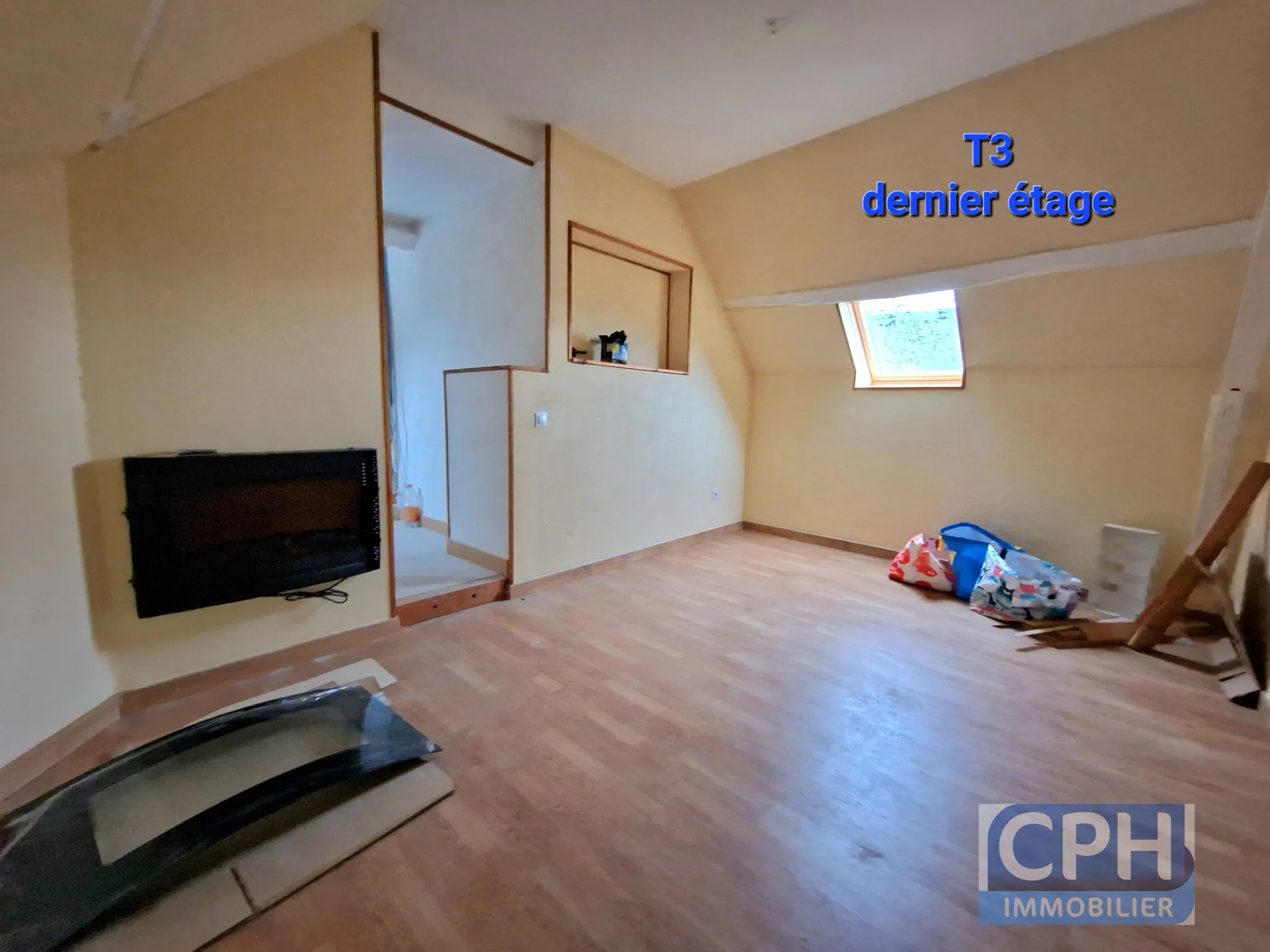 Immeuble à Trun 167 m² avec potentiel locatif et travaux à prévoir 