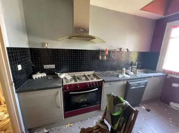Villa F4 à Échiré en Vente aux Enchères à Partir de 20 000 € 