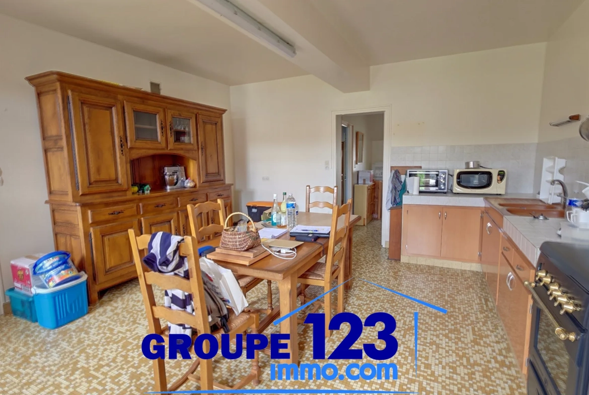Maison authentique à Looze avec dépendances et jardin clos 