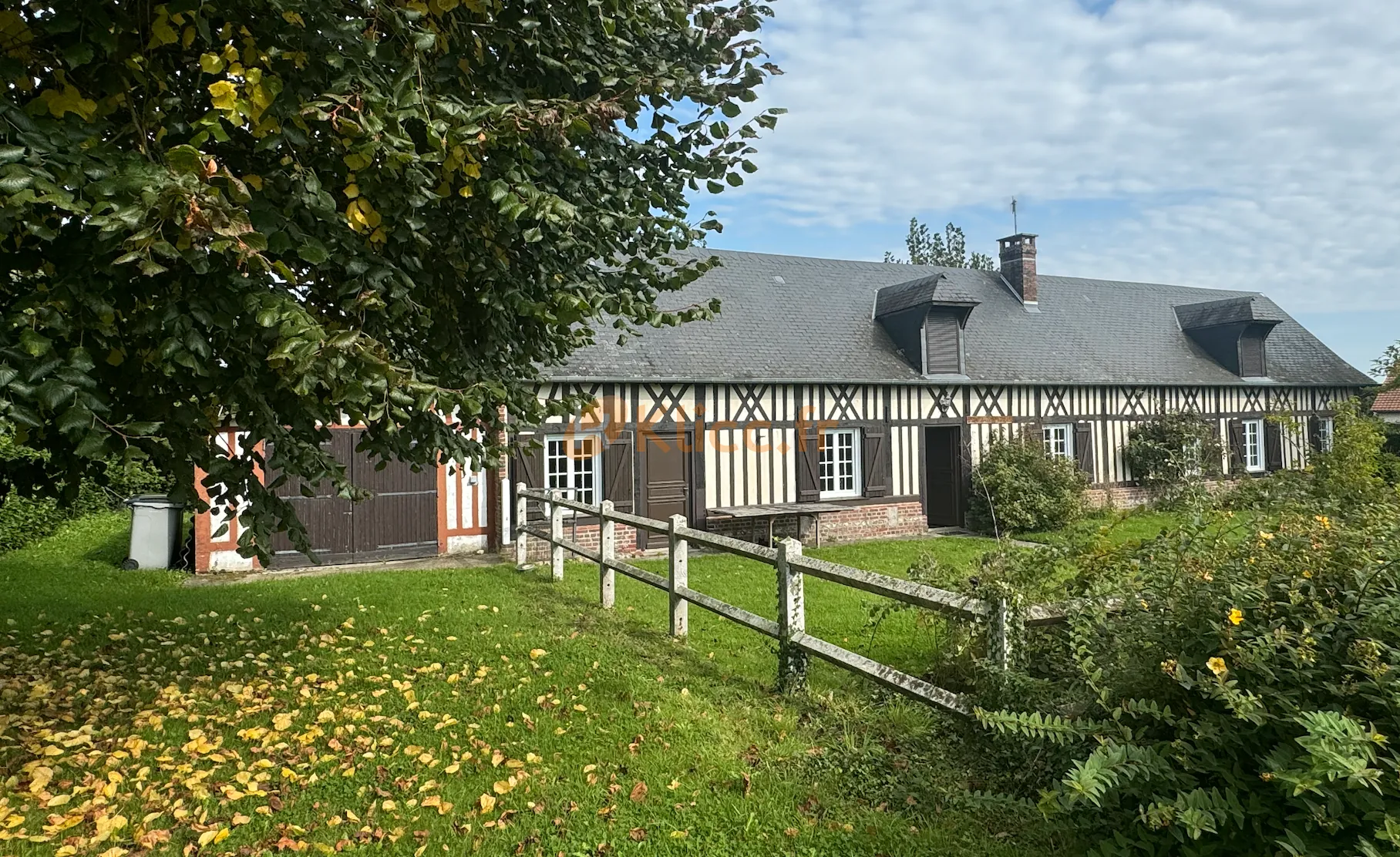 Longère authentique avec 6 chambres, jardin 1600m², proche Veules les Roses 