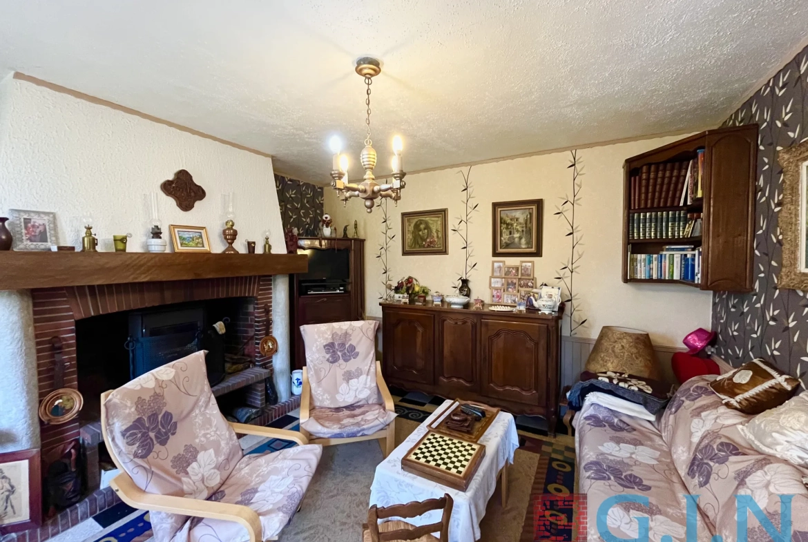 Maison de maître à Boos avec dépendance et jardin arboré 