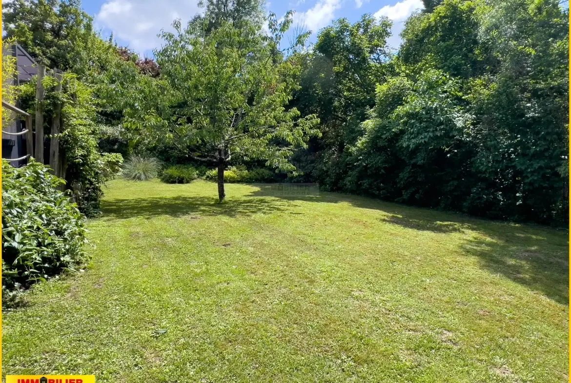Maison à vendre à Barsac avec jardin, piscine et environnement paisible 