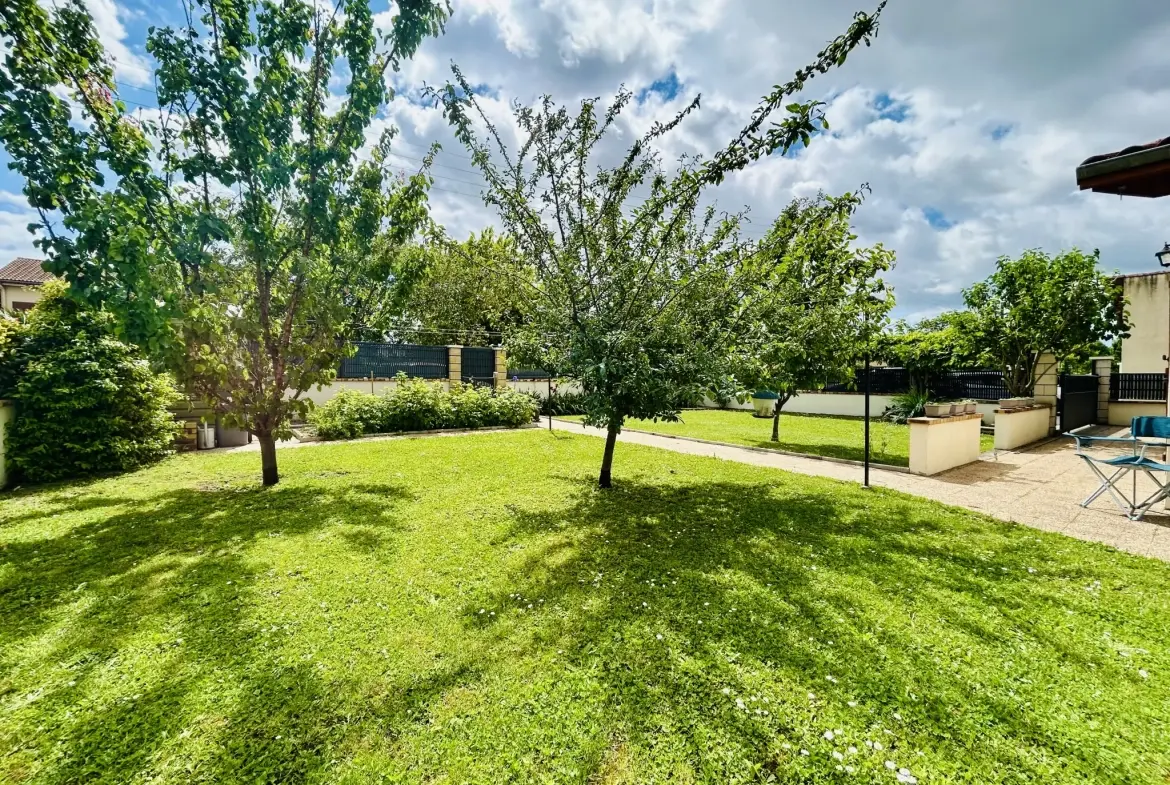 Maison familiale à vendre à Clermont-Ferrand La Plaine, 137 m², terrain arboré 