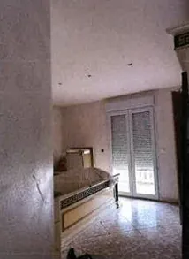 Villa à vendre à Milhaud – 144 m², 3 chambres, garage, prix de départ 60 000 € 