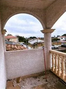 Villa à vendre à Milhaud – 144 m², 3 chambres, garage, prix de départ 60 000 € 