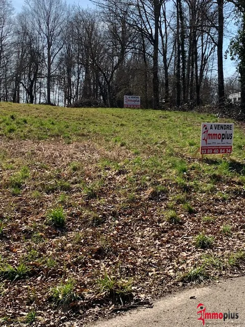 Terrain constructible à Wuenheim de 1503 m², vue nature et emplacement calme 