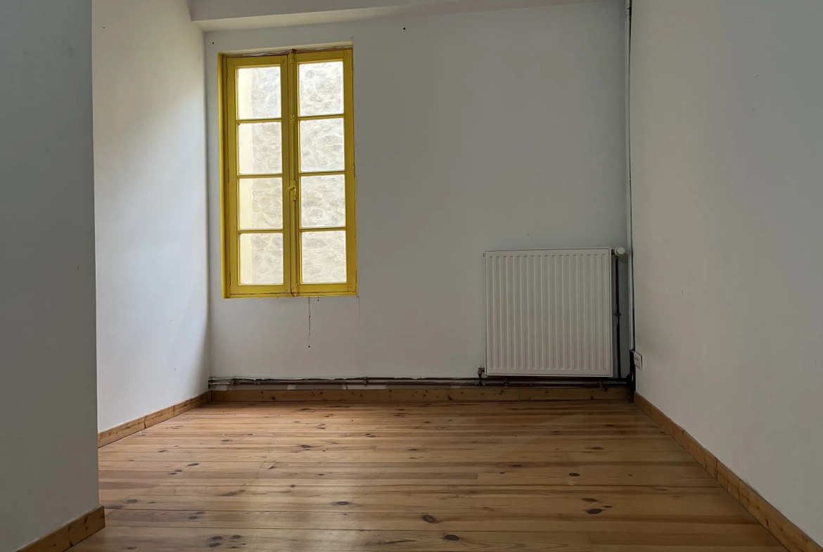 Grande maison de ville avec 4 chambres à Lézignan-Corbières 