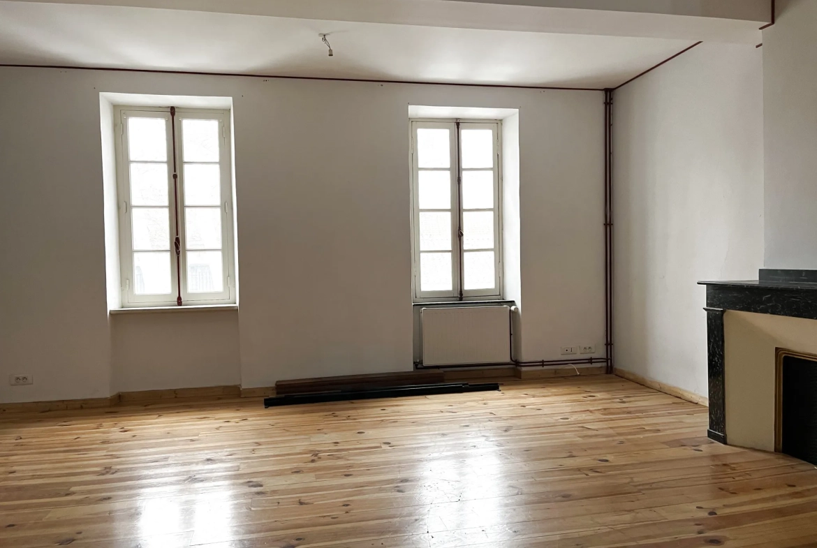 Grande maison de ville avec 4 chambres à Lézignan-Corbières 