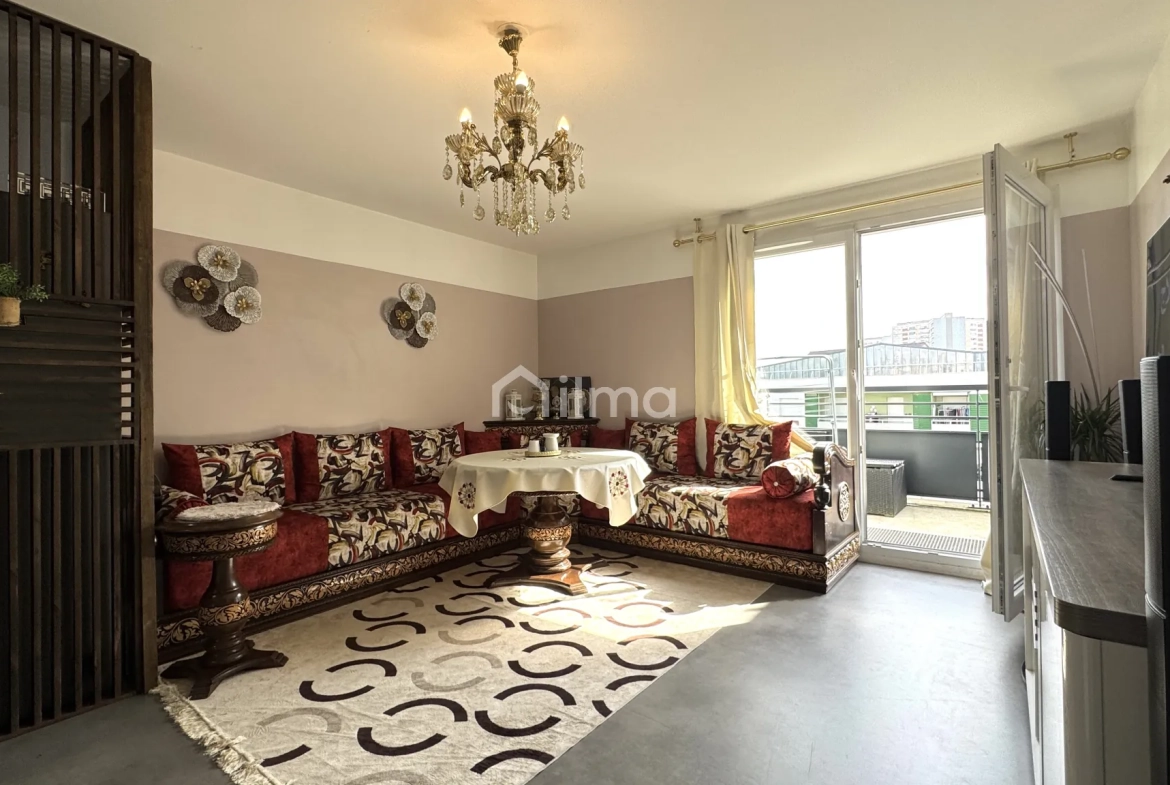 Appartement 4 pièces avec terrasse, parking à Meaux proximité commerces 