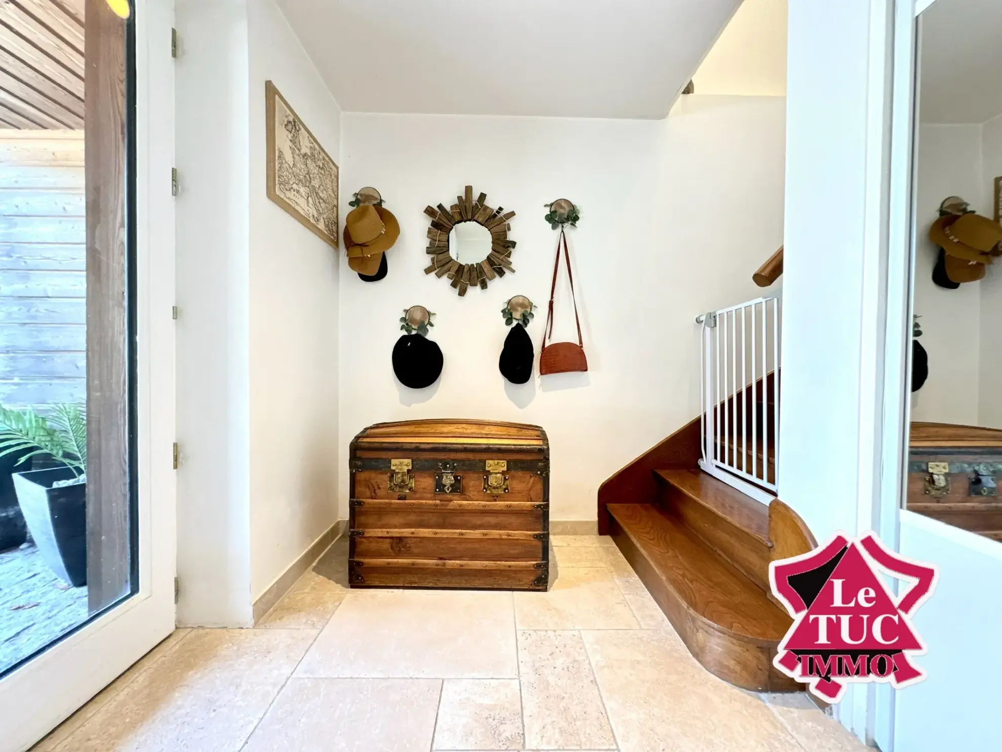 Grande maison rénovée avec 3 chambres, jardin et terrasse à Eysses, Villeneuve-sur-Lot 