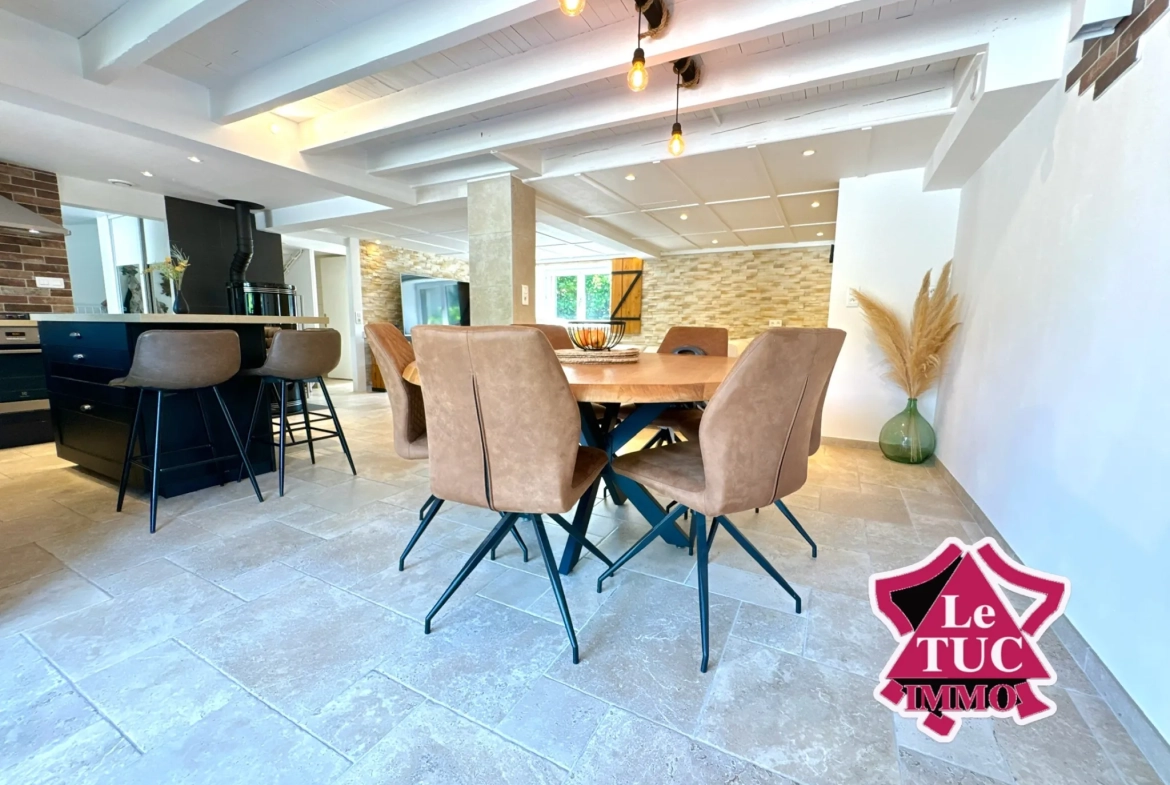 Grande maison rénovée avec 3 chambres, jardin et terrasse à Eysses, Villeneuve-sur-Lot 