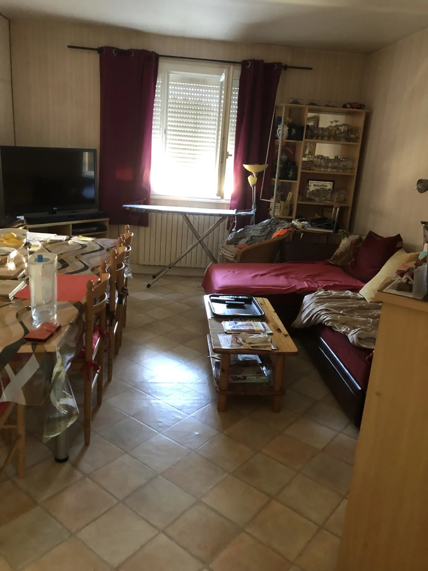 Immeuble avec local commercial et appartement à Salbris, Sologne 