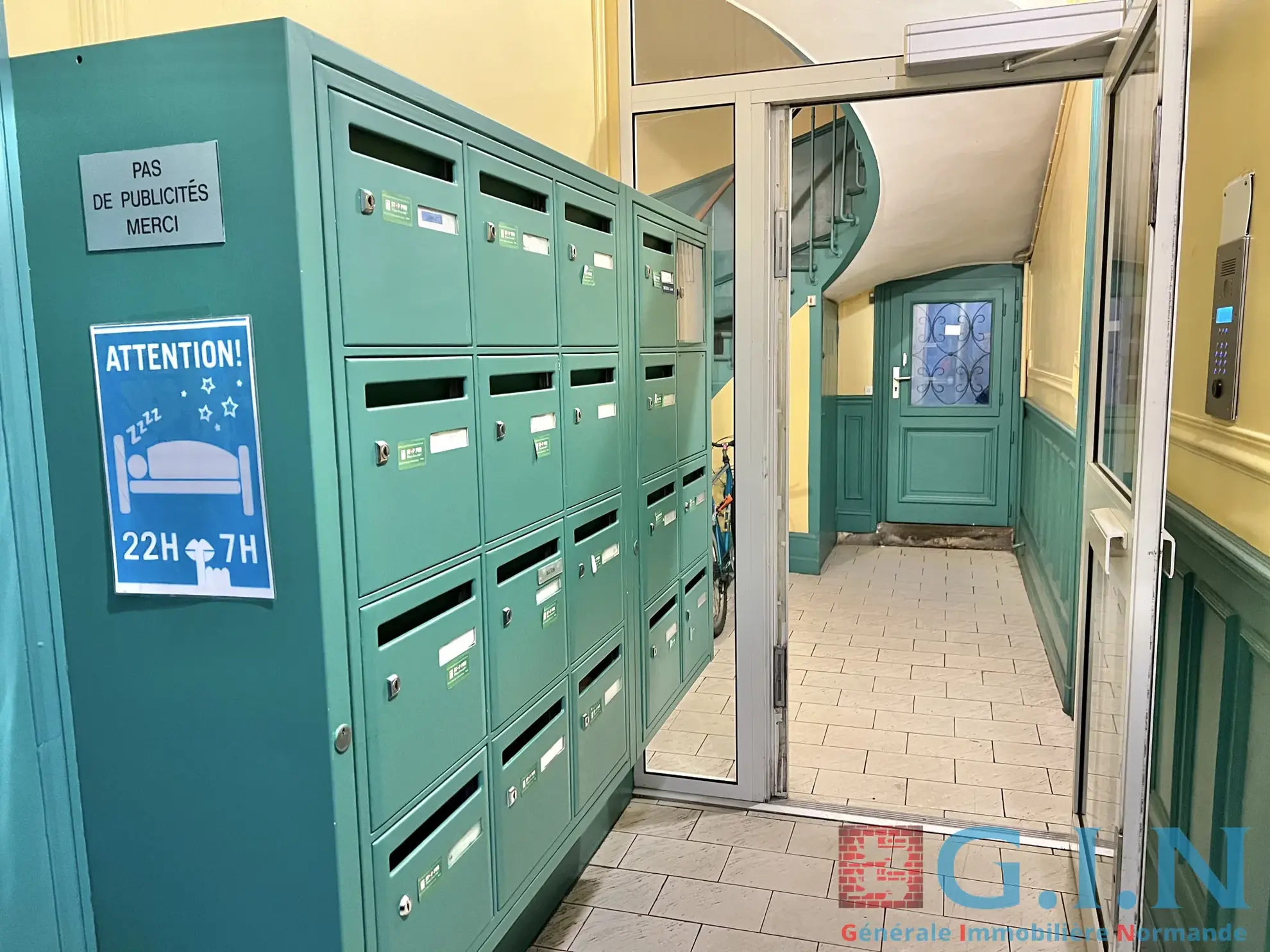 Appartement de type 2 à Rouen, secteur Place Saint-Marc – Charmant logement ancien avec cave 