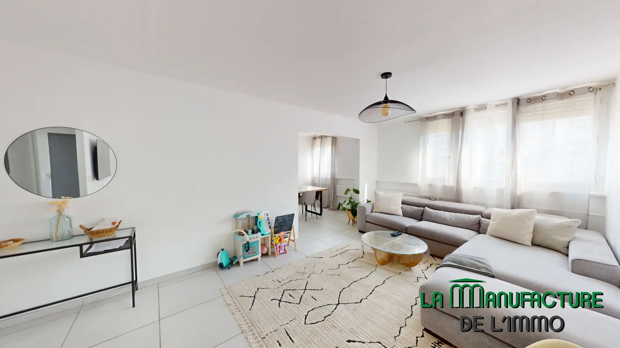 Appartement F4 rénové avec cave à Saint-Étienne La Métare - Idéal jeune couple 