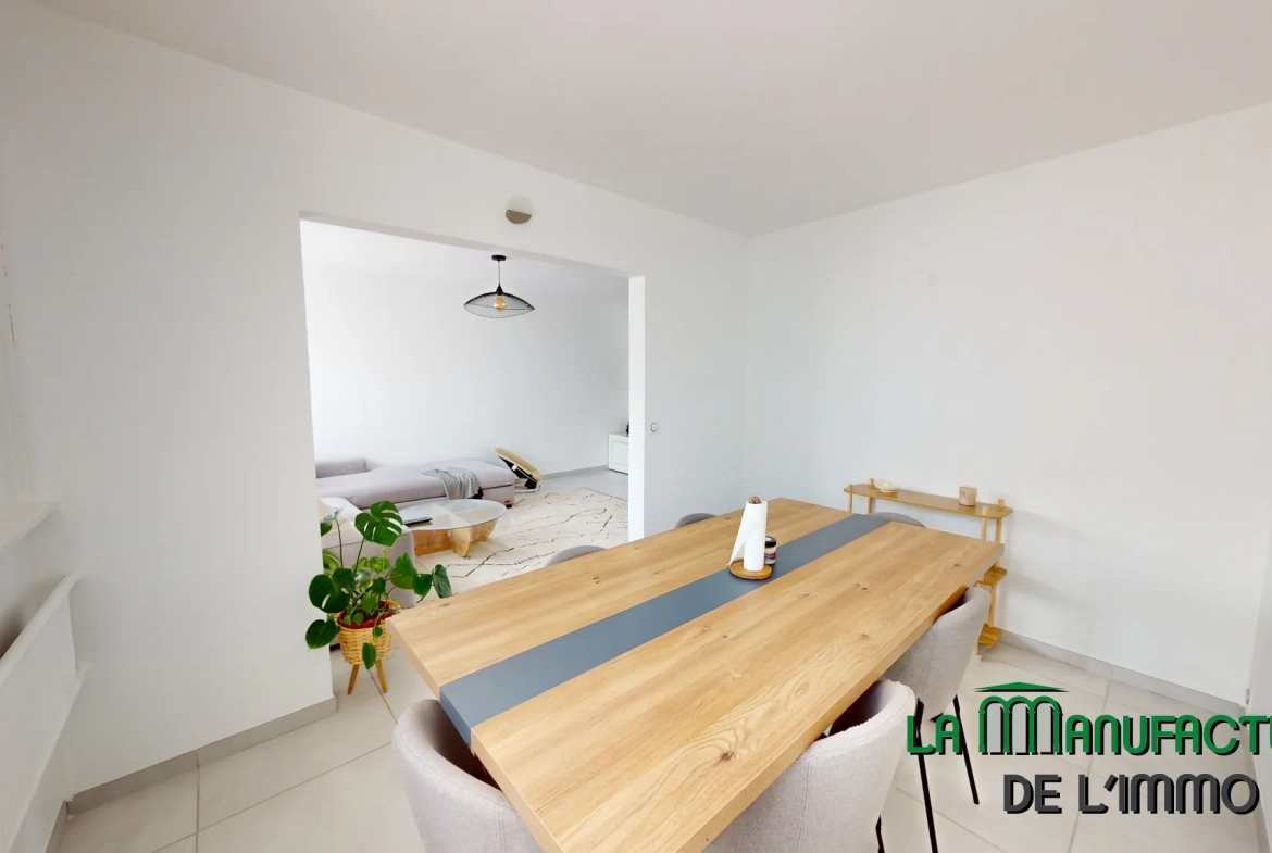 Appartement F4 rénové avec cave à Saint-Étienne La Métare - Idéal jeune couple 