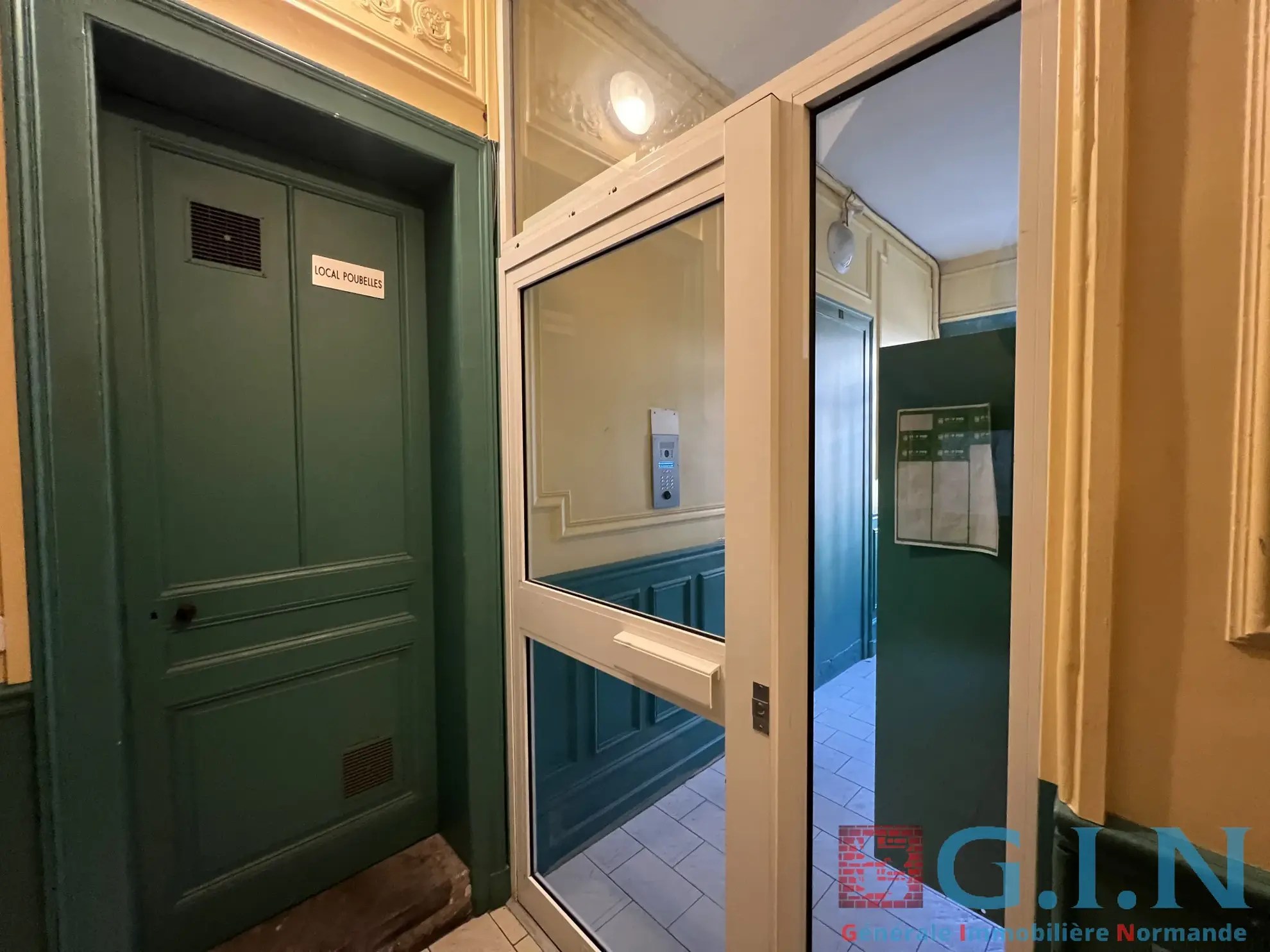 Appartement de type 2 à Rouen, secteur Place Saint-Marc – Charmant logement ancien avec cave 