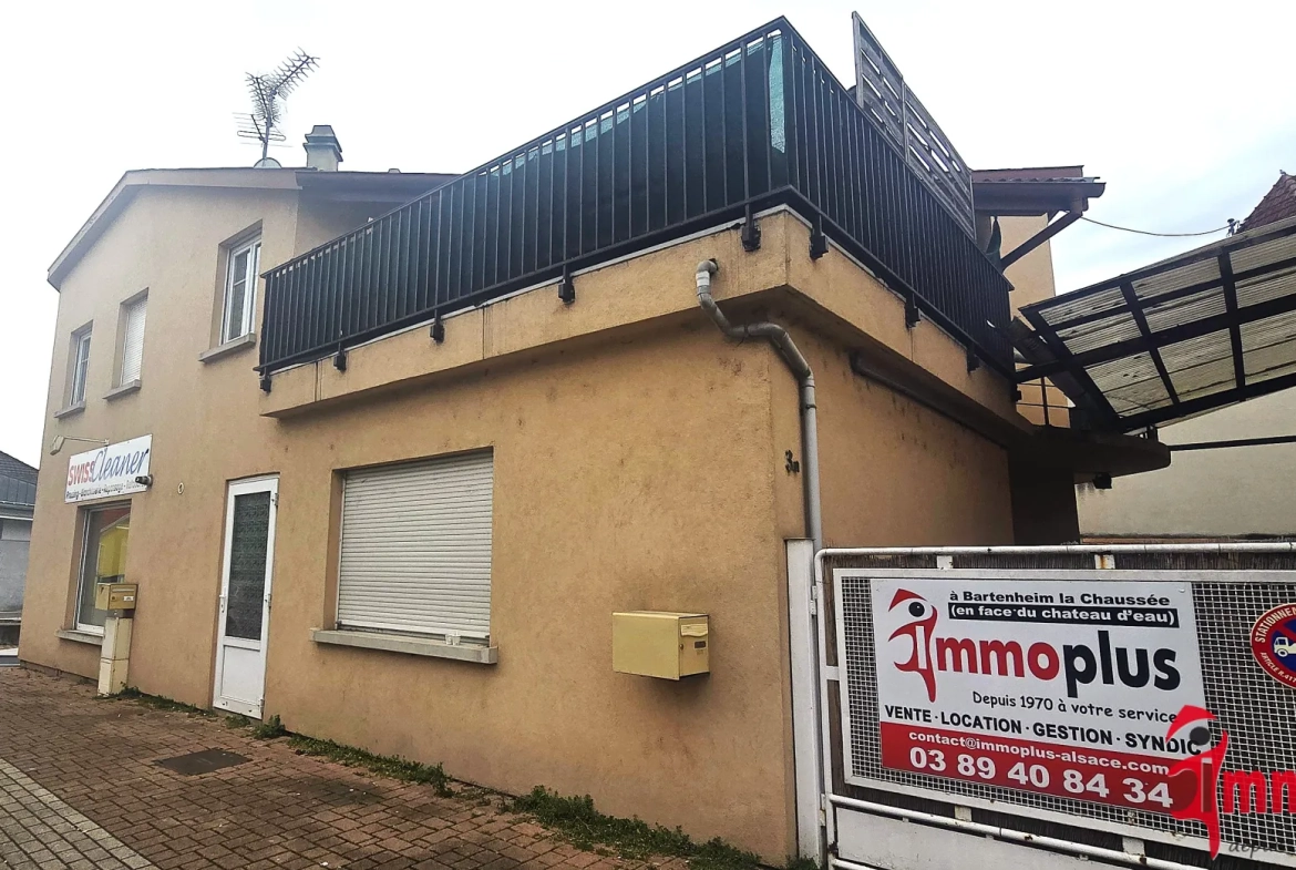 Investissement immobilier à Bartenheim : immeuble avec local commercial et appartement loués 