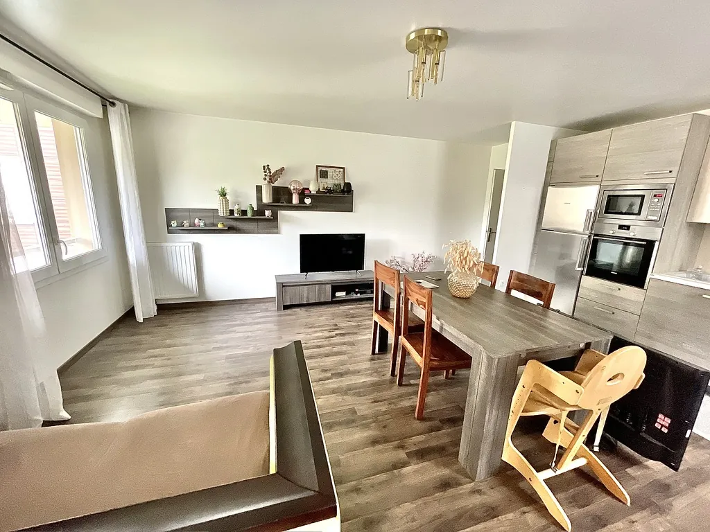 Appartement lumineux avec balcon à Boissy-Saint-Léger - Résidence moderne 2013 