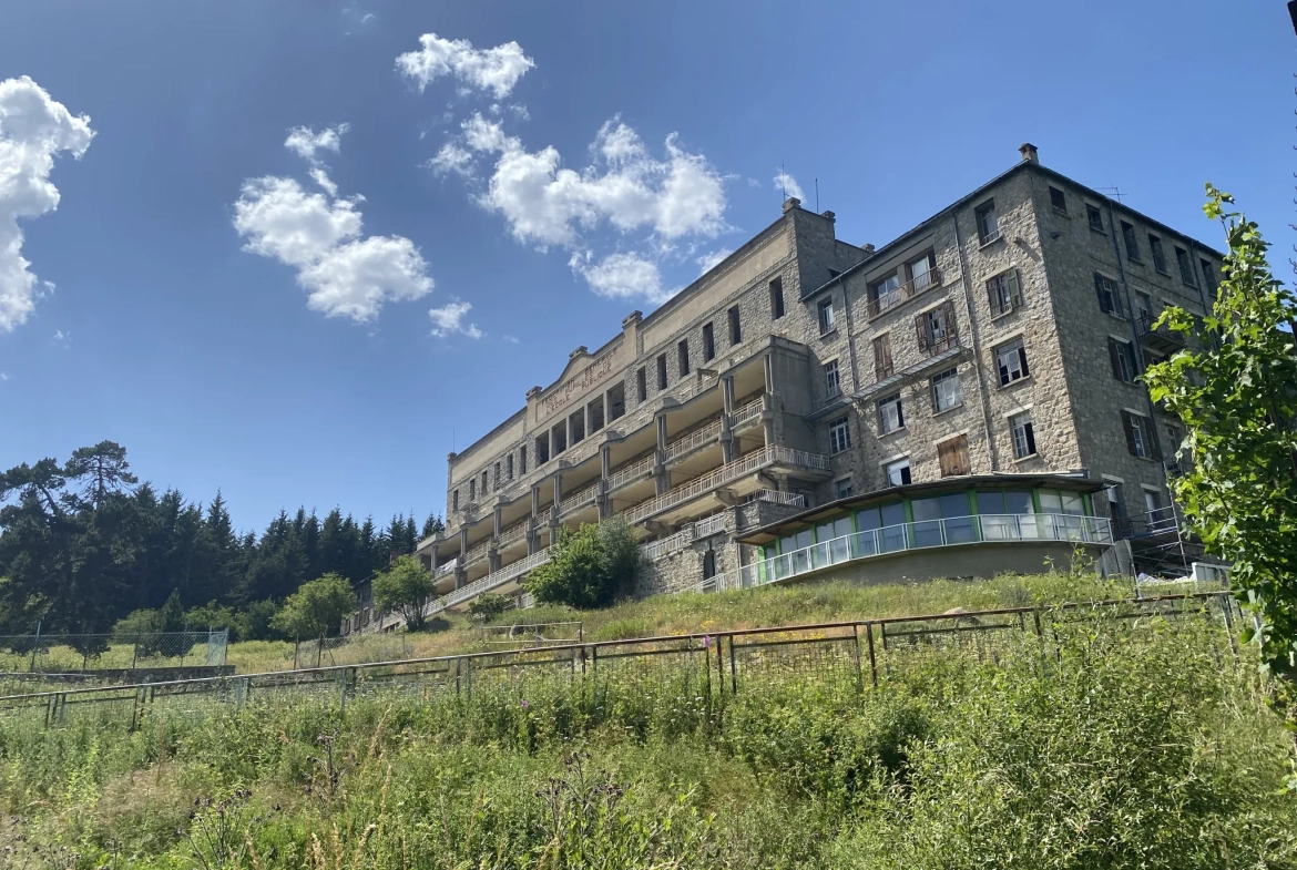 Appartement 2 pièces à Font-Romeu avec balcon, cave et stationnement 