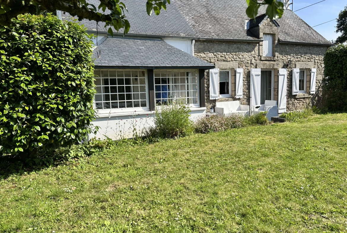 Maison familiale de 87 m² avec jardin et garage à Pluméliau, proche du Blavet 