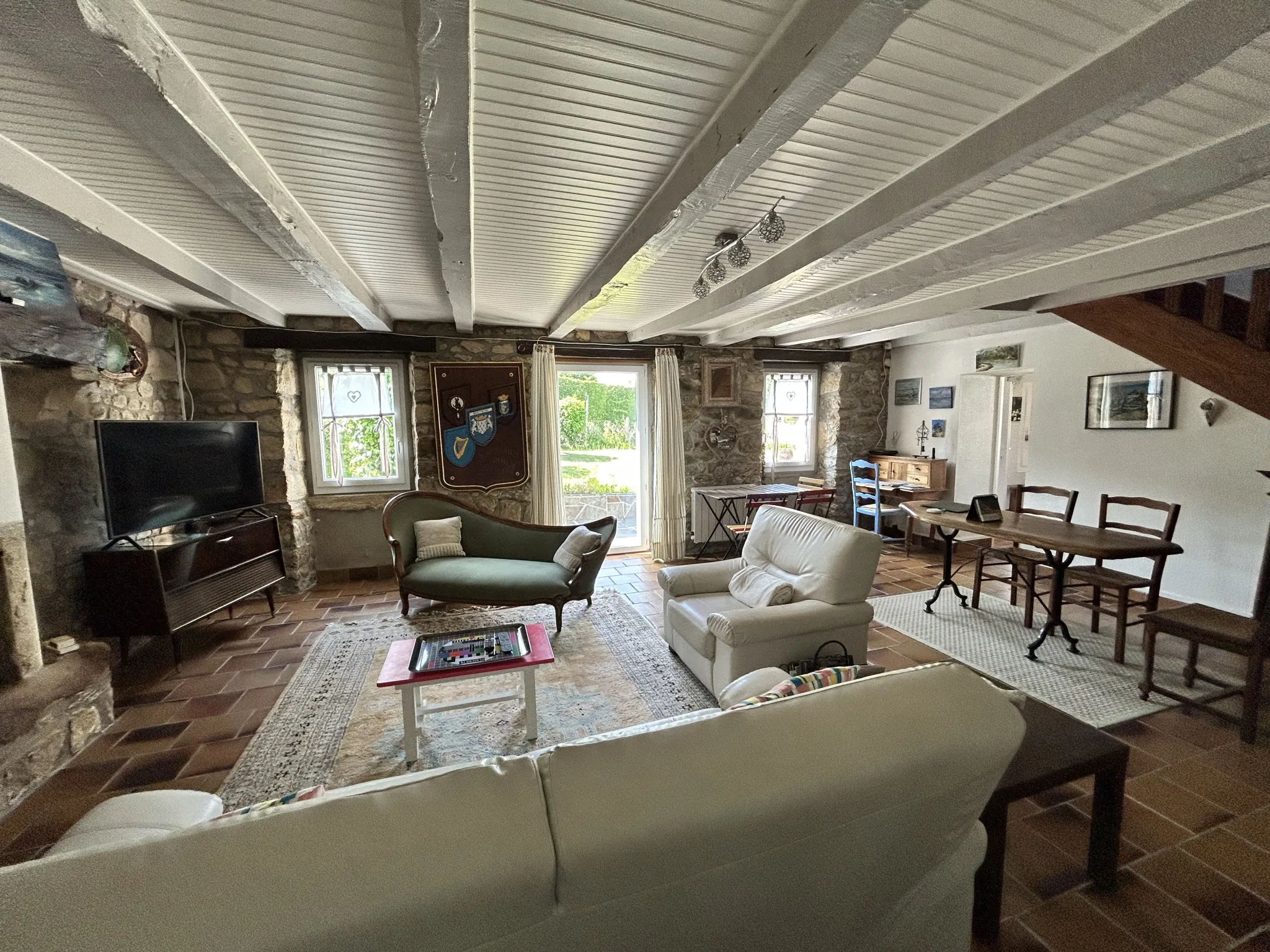 Maison familiale de 87 m² avec jardin et garage à Pluméliau, proche du Blavet 