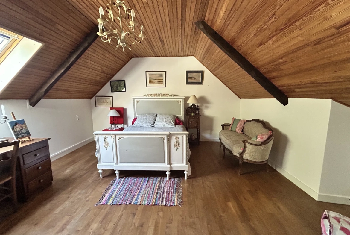 Maison familiale de 87 m² avec jardin et garage à Pluméliau, proche du Blavet 