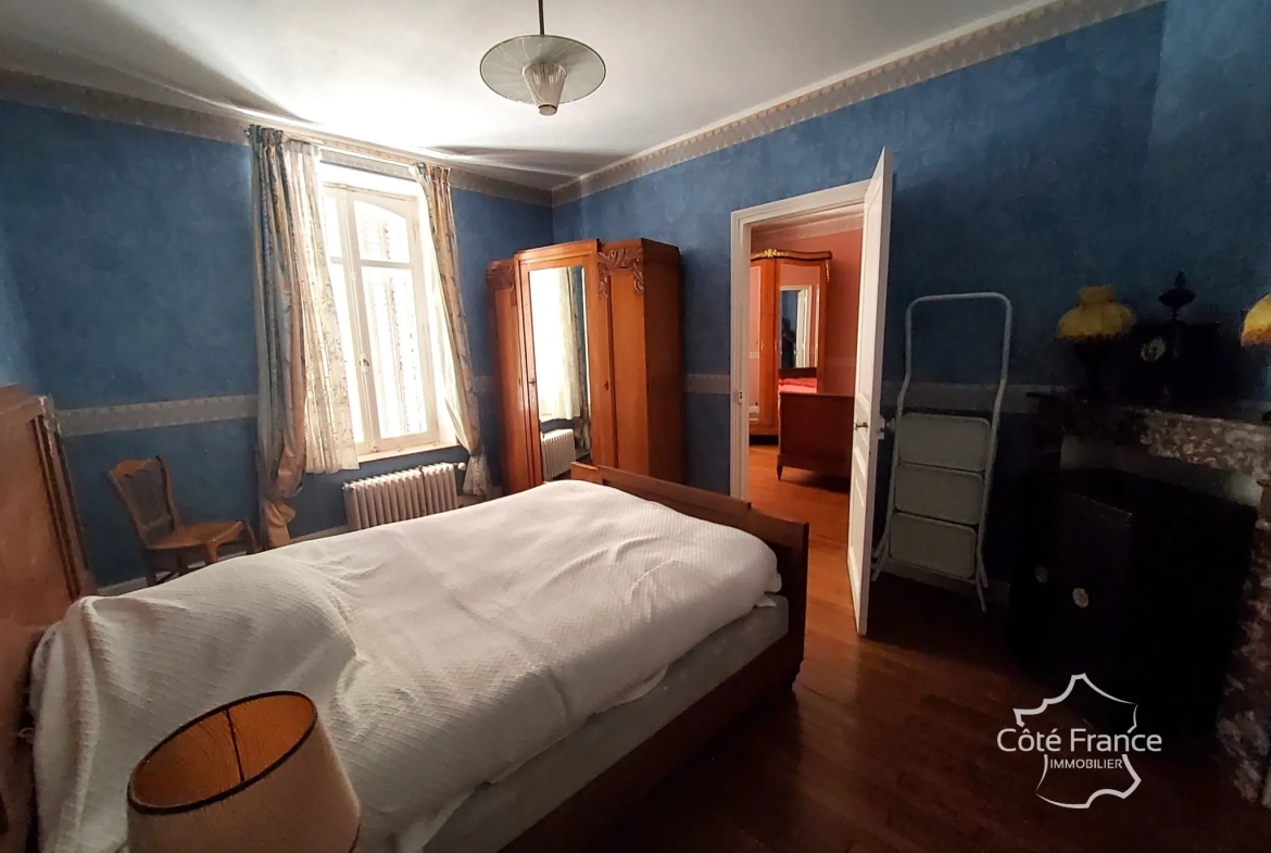Maison moderne de 138 m² avec jardin clos, garage, proche commodités à Fumay 
