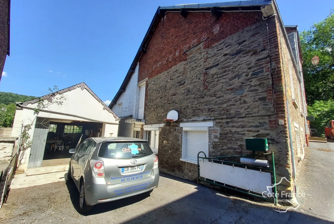 Maison moderne de 138 m² avec jardin clos, garage, proche commodités à Fumay 