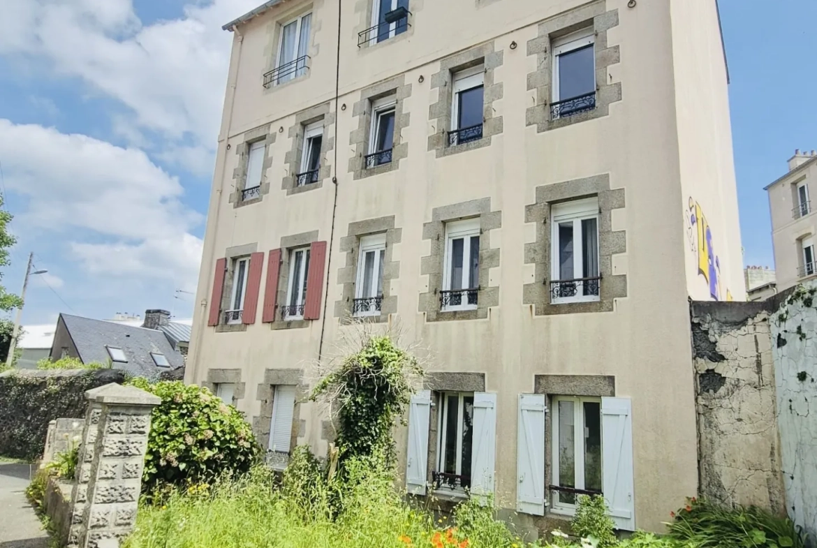 Appartement T2 lumineux à Brest en vente, proche des commodités 