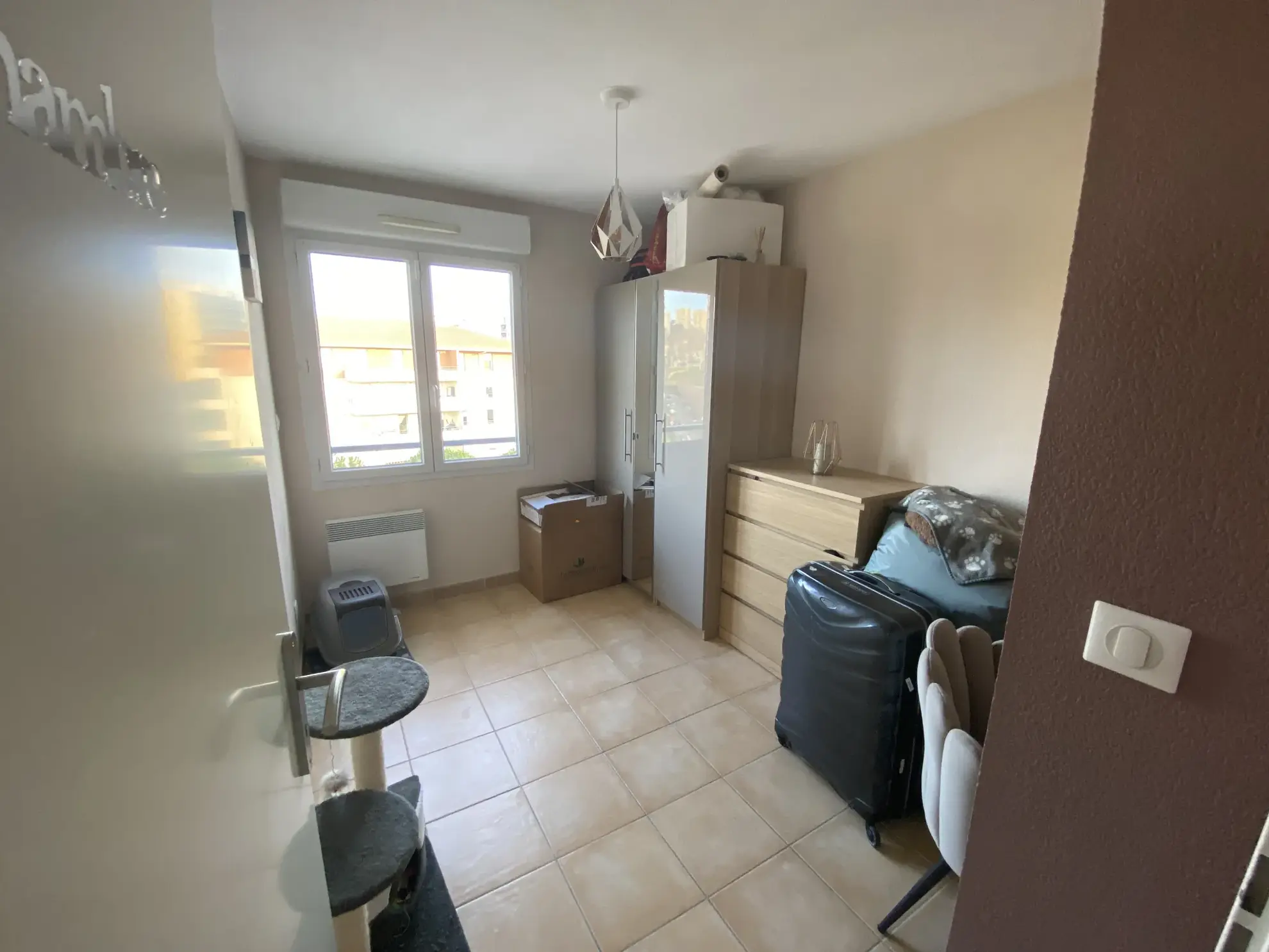 Appartement T3 lumineux avec terrasse et parking à Marseille 13013 