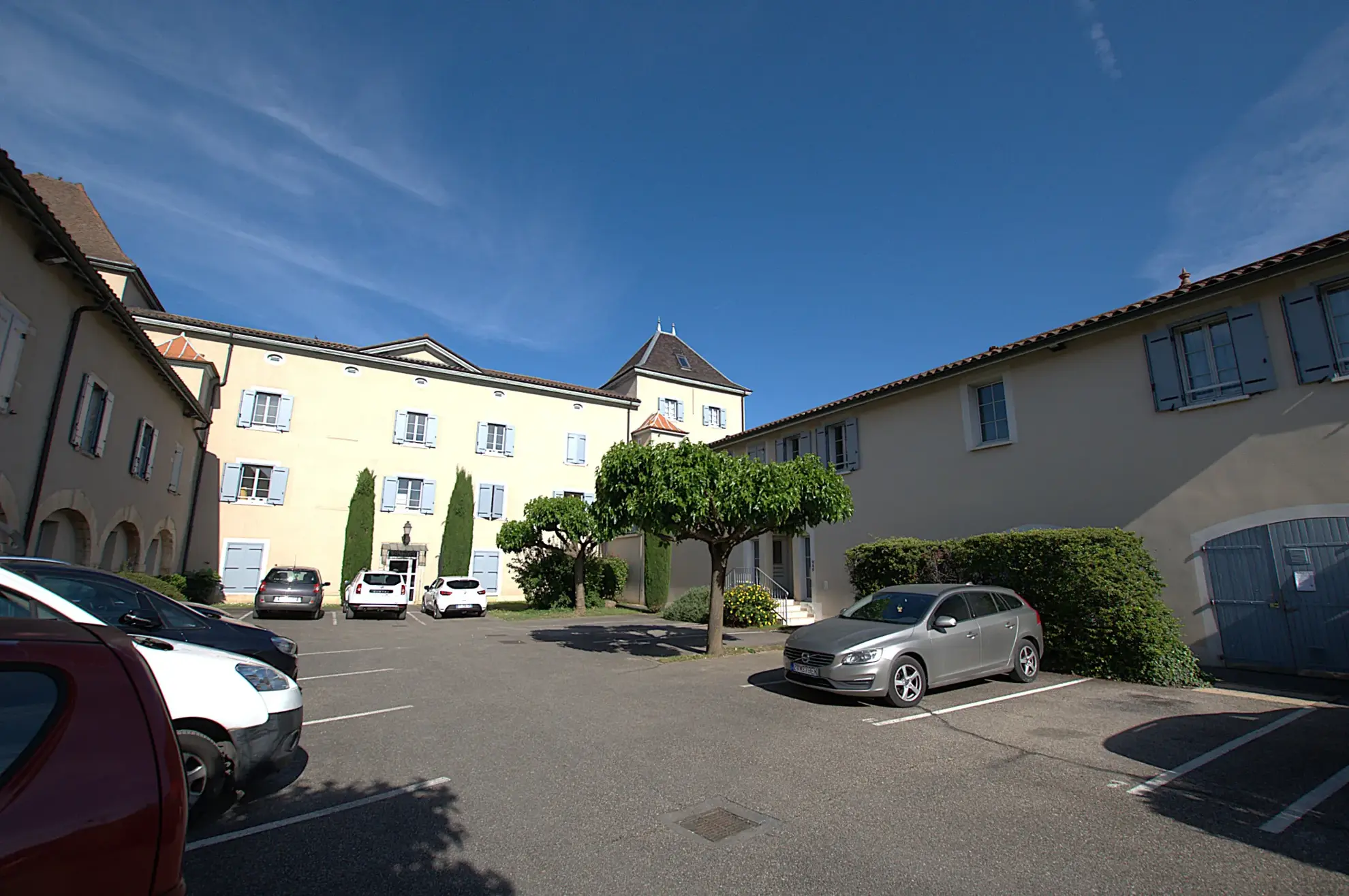 Investissement immobilier à Jassans Riottier : Appartement T2 loué de 45 m² avec stationnement 