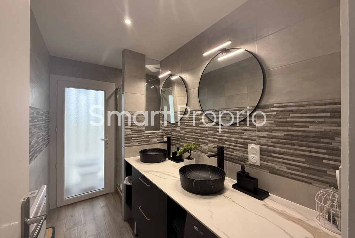 Appartement 3 Chambres Meublé à Carbon Blanc, Lumineux et Rénové 