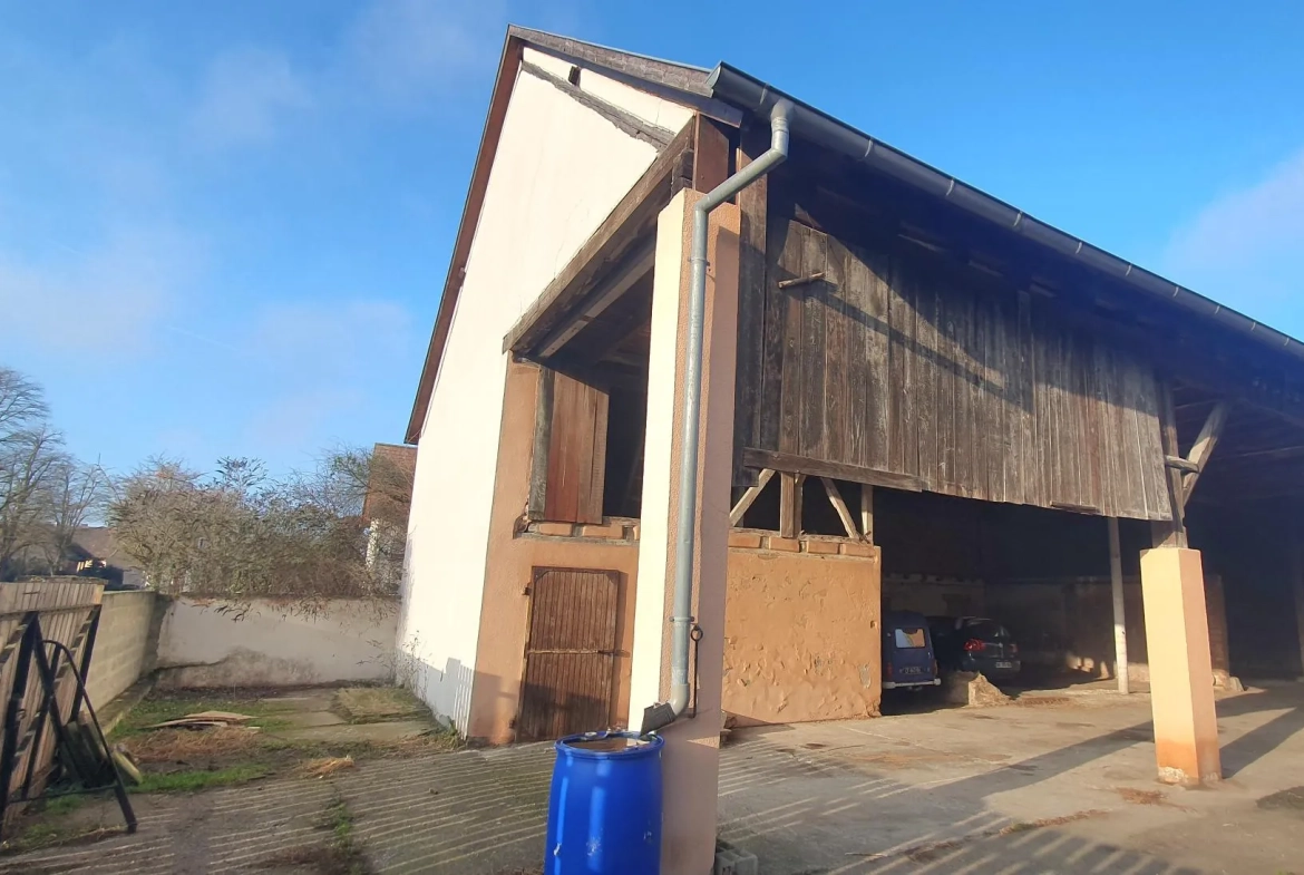 Dépendance à aménager de 145m² avec terrain à Elsenheim 