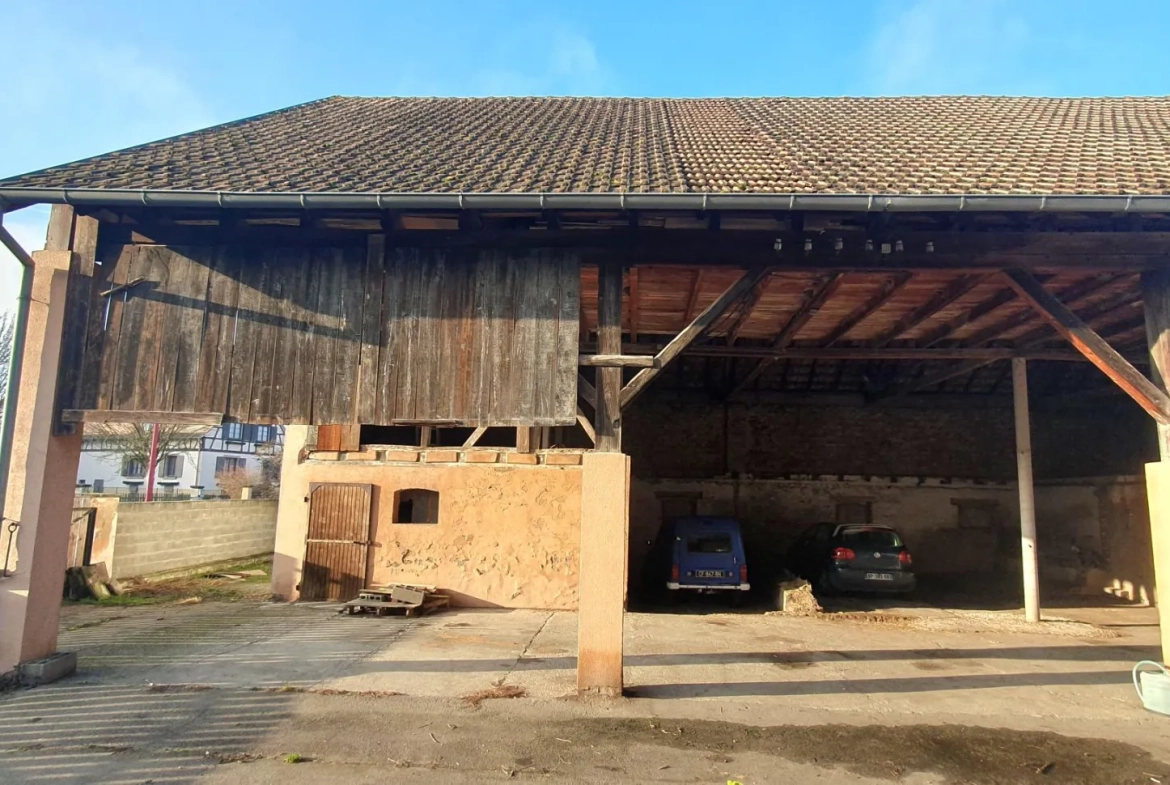 Dépendance à aménager de 145m² avec terrain à Elsenheim 