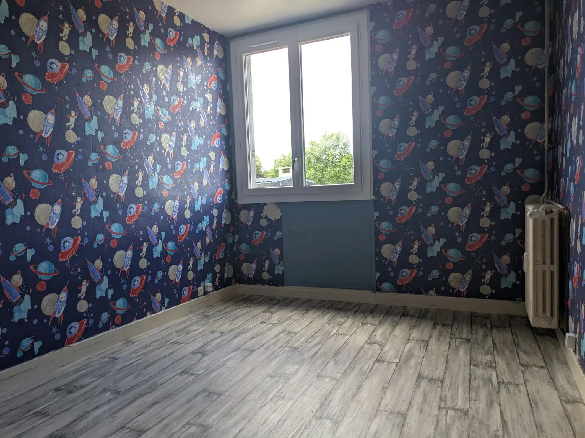 Appartement T3 avec balcon et cave en plein centre-ville de Nevers 